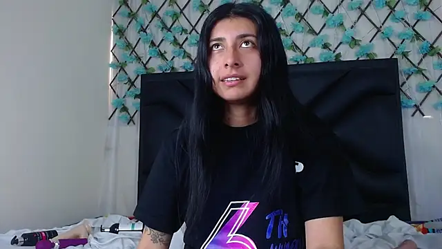 EmmaWilliamss online show from November 26, 3:24 pm