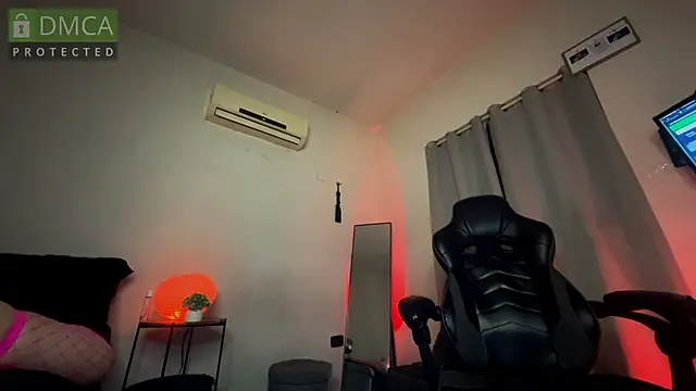 sofinmau online show from November 18, 3:51 am