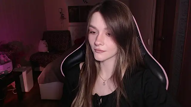 jeann elsaa online show from February 12, 7:04 pm