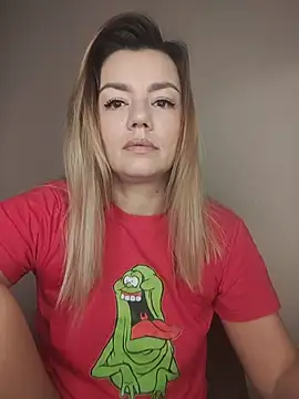 KrissSexi online show from December 14, 7:36 am