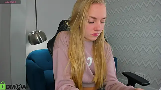 Barbie Lis online show from September 24, 12:20 am