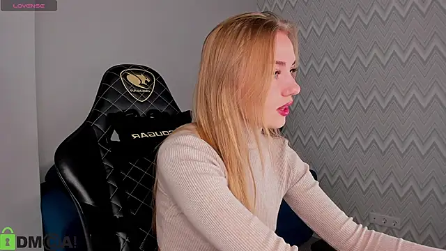 Barbie Lis online show from October 16, 11:29 pm