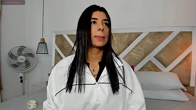 ZiaCalifa online show from April 14, 11:21 am