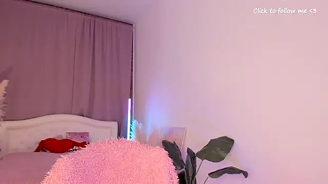 LauraCoy online show from October 12, 12:57 am