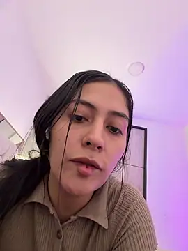 Sophie  Foxxx online show from April 4, 8:18 pm