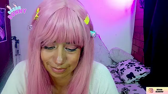 Roxanbunny1 online show from November 5, 5:23 am