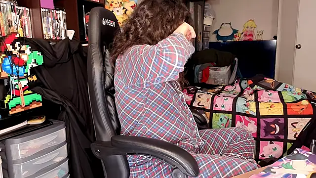 ShinyCherub online show from February 13, 4:25 am