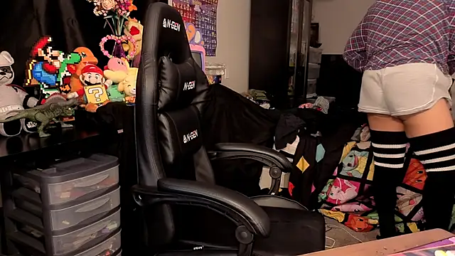 ShinyCherub online show from October 26, 3:40 pm