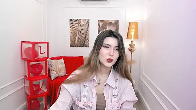 AnneTLi online show from February 8, 4:38 am