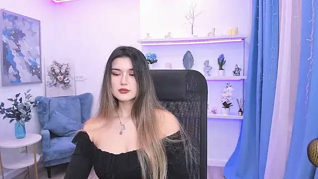 AnneTLi online show from January 14, 11:15 am