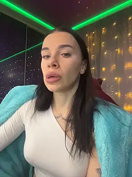 Queen of pain online show from December 16, 6:30 am