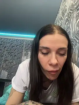 Queen of pain online show from February 2, 7:29 am