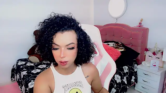 Tanedra collings online show from September 17, 4:10 am