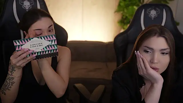 Jasmine Flow online show from February 17, 8:35 am