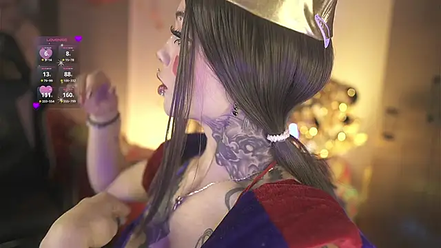 Samanthha roberts online show from November 5, 11:15 am