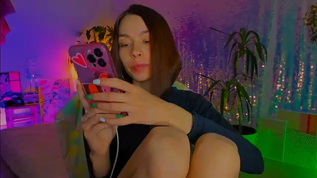 poli   online show from February 8, 4:55 pm