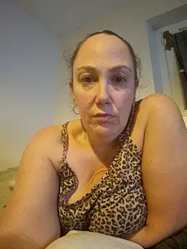 Wisie Cutie online show from December 15, 11:54 pm