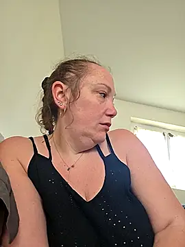 Wisie Cutie online show from March 8, 11:47 am