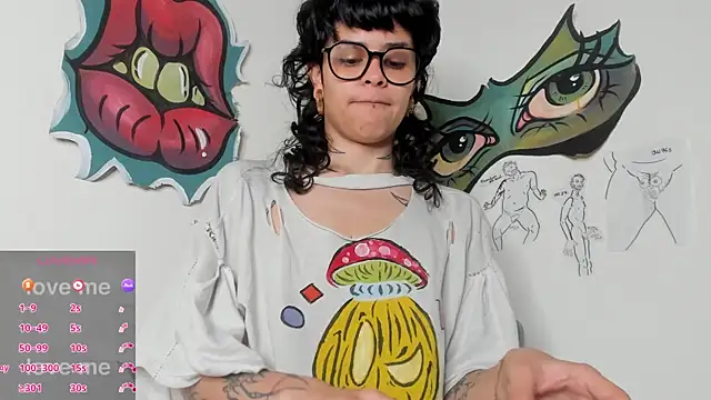 trinitty online show from April 11, 11:52 pm