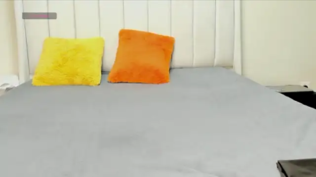  heavenlysent online show from January 19, 1:35 am