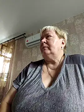 EffectFiona online show from September 15, 11:18 am