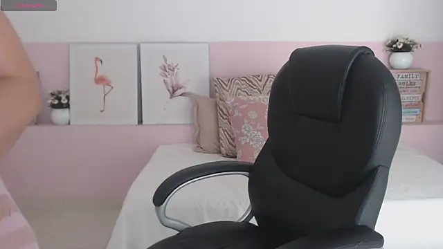 sophia hadid online show from November 6, 8:48 pm