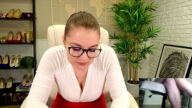 SelineSole online show from March 9, 4:10 pm