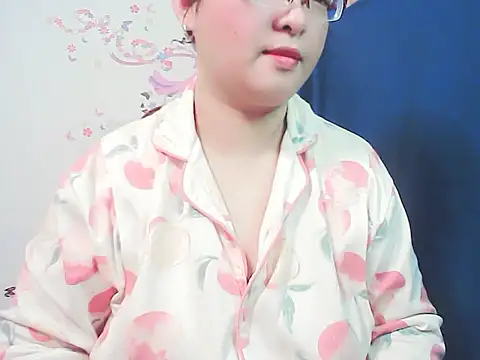 xiaorou-z online show from December 1, 3:15 pm