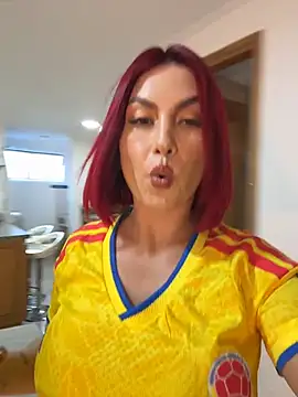 zafiro mo0n online show from June 17, 11:06 pm