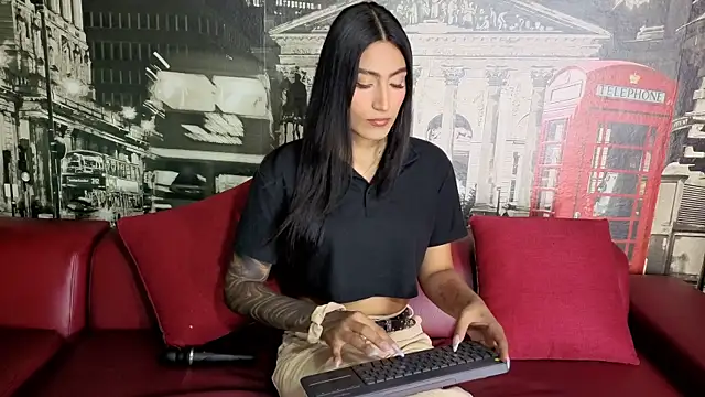 Taly Fox online show from March 4, 4:30 am