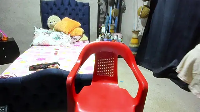 mature  bigboobs   online show from October 27, 8:25 pm