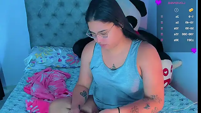 mabellfox online show from September 22, 6:50 pm