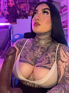 CloeeBeckam online show from February 20, 5:06 am