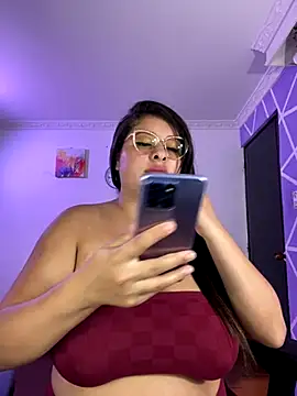 MiiaaJoness online show from December 1, 3:15 pm