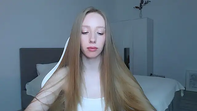 Luna insniity online show from October 7, 8:35 pm