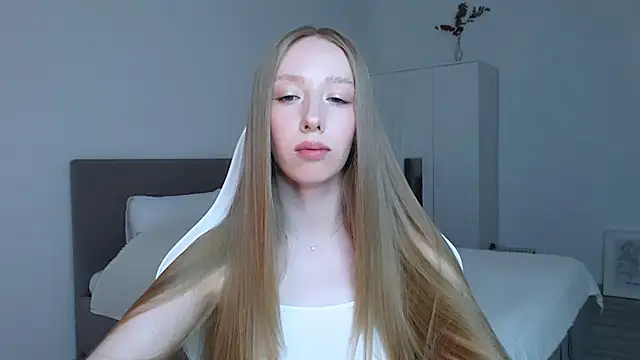 Luna insniity online show from October 21, 8:13 pm