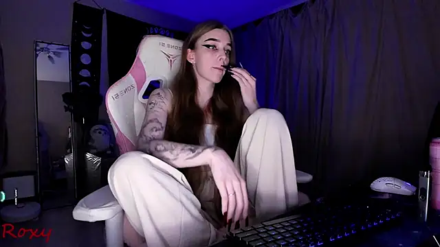 wet dream  online show from October 10, 7:02 am