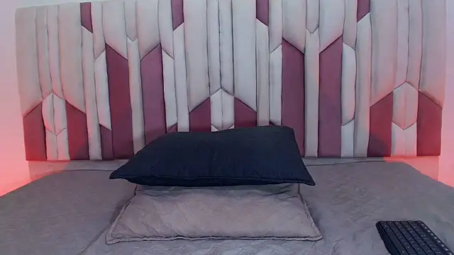 lucyy gray online show from September 12, 3:29 am