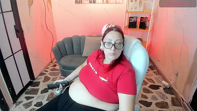 NiickyJones online show from September 16, 6:05 pm