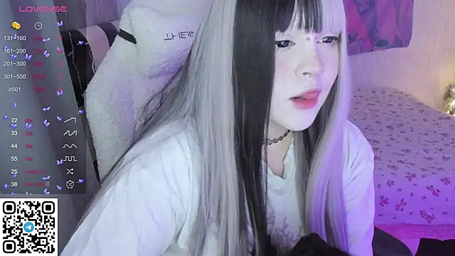 SelenaCute online show from January 13, 6:08 am