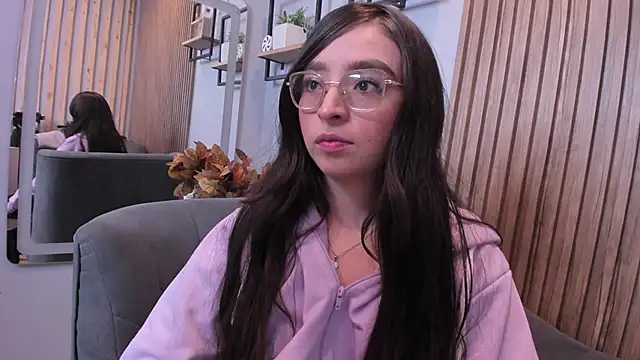 Eva Macalliter online show from September 17, 2:26 pm