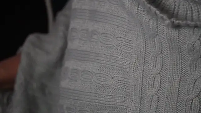 -AyeshaSinghania- online show from November 20, 9:32 am