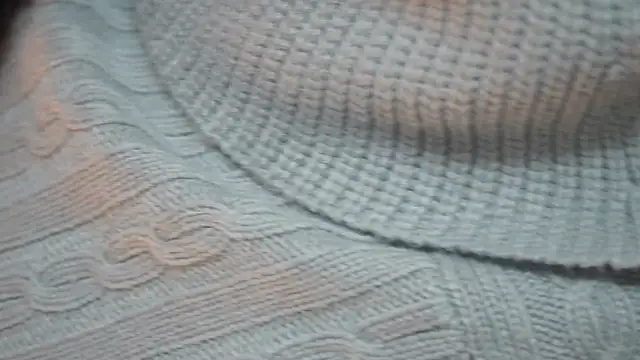 -AyeshaSinghania- online show from December 17, 5:17 pm