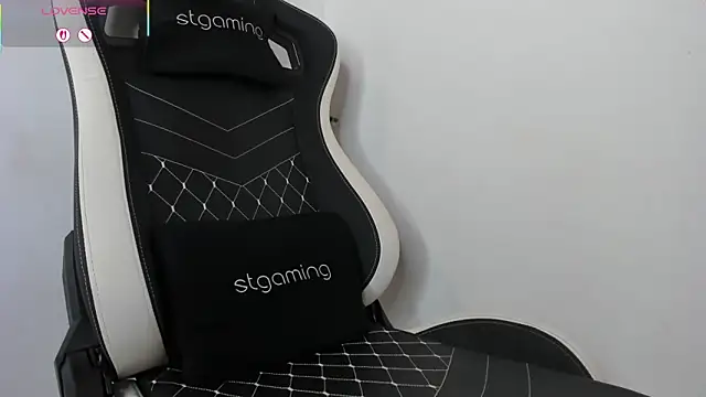 YuliCardona  online show from September 17, 4:05 pm