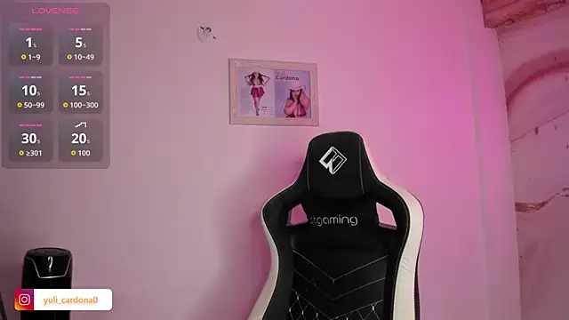 YuliCardona  online show from January 10, 4:33 pm