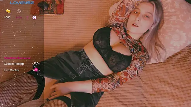 yoursugarbabe online show from November 25, 9:44 am