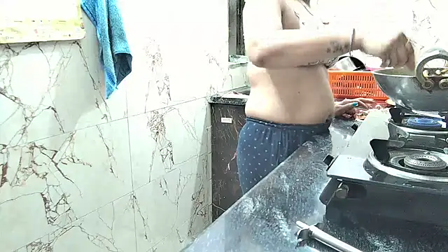 bhabhisexxy 880 online show from September 16, 4:53 am