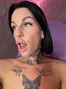 angel devil forever online show from April 19, 8:44 pm