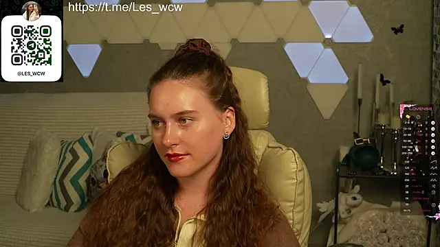 HarleyDeess online show from October 18, 7:26 pm