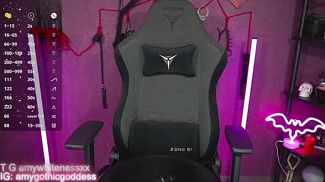 amywhitenessxx online show from April 26, 3:21 pm